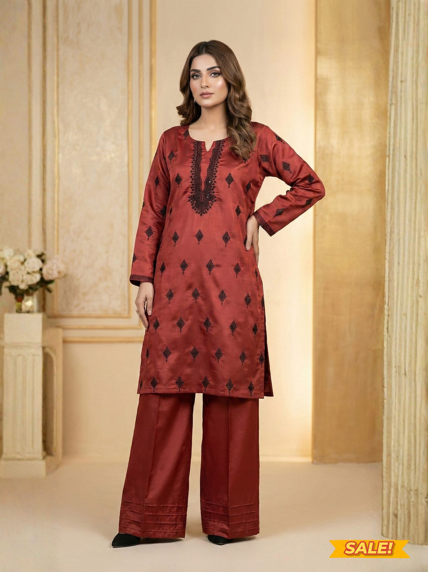 Floral Embroidered 2-Piece Suit